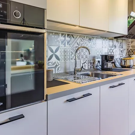 Appartamento Stunning In Galižana