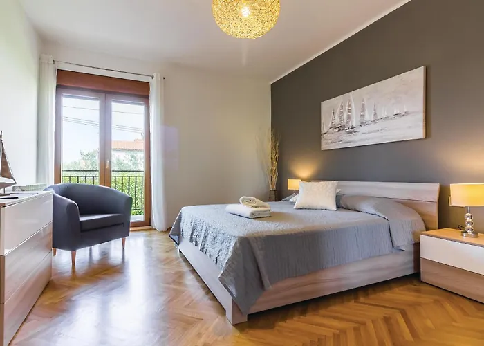 Stunning In Galižana